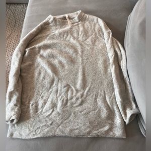 BABATON crew sweater
